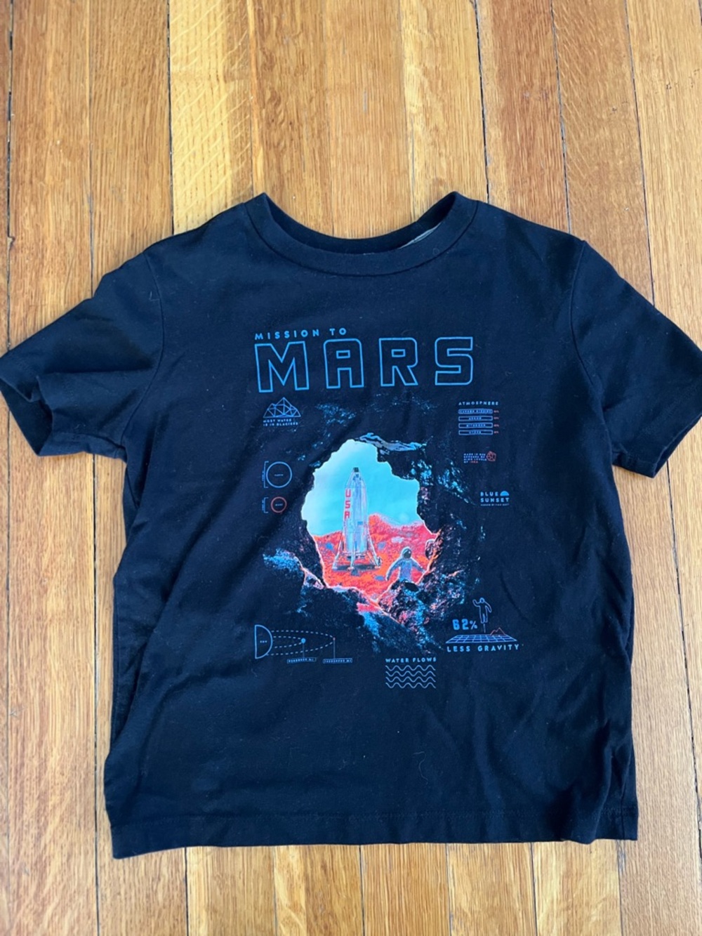 Bundle of Boys Space Graphic Tees - size 4-6 - Picture 2 of 16